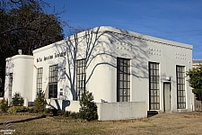 Dallas Aquarium Education Annex