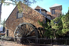 Old Mill Inn