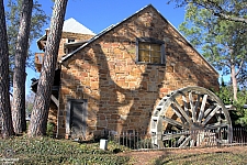 Old Mill Inn