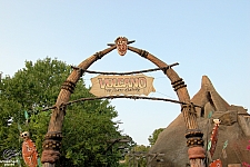 Volcano: The Blast Coaster