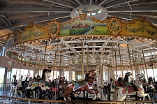 B&B Carousell