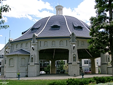 Carousel House