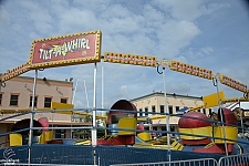 Tilt-A-Whirl