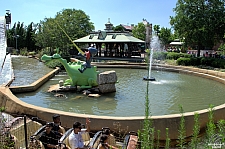 Bugs' White Water Rapids