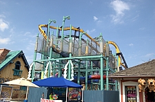 Looney Tunes Lodge Foam Ball Factory
