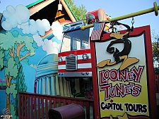 Looney Tune's Capitol Tours