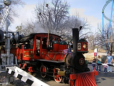 Six Flags & Texas Railroad