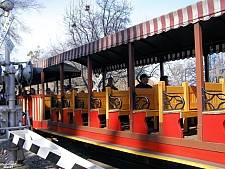 Six Flags & Texas Railroad