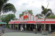 Six Flags St. Louis