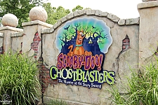 Scooy-Doo's Ghostblasters: Mystery of the Scary Swamp