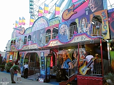 Juke Box Music Fun House