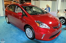 Prius V 3