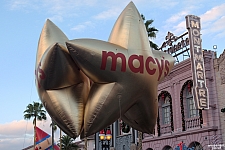 Macy's Holiday Parade 2015