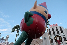 Macy's Holiday Parade 2015