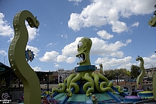 Kang & Kodos' Twirl 'n' Hurl