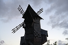ueu-du048