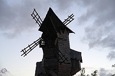 ueu-du049