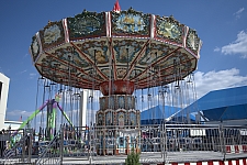 tsf25-swings001